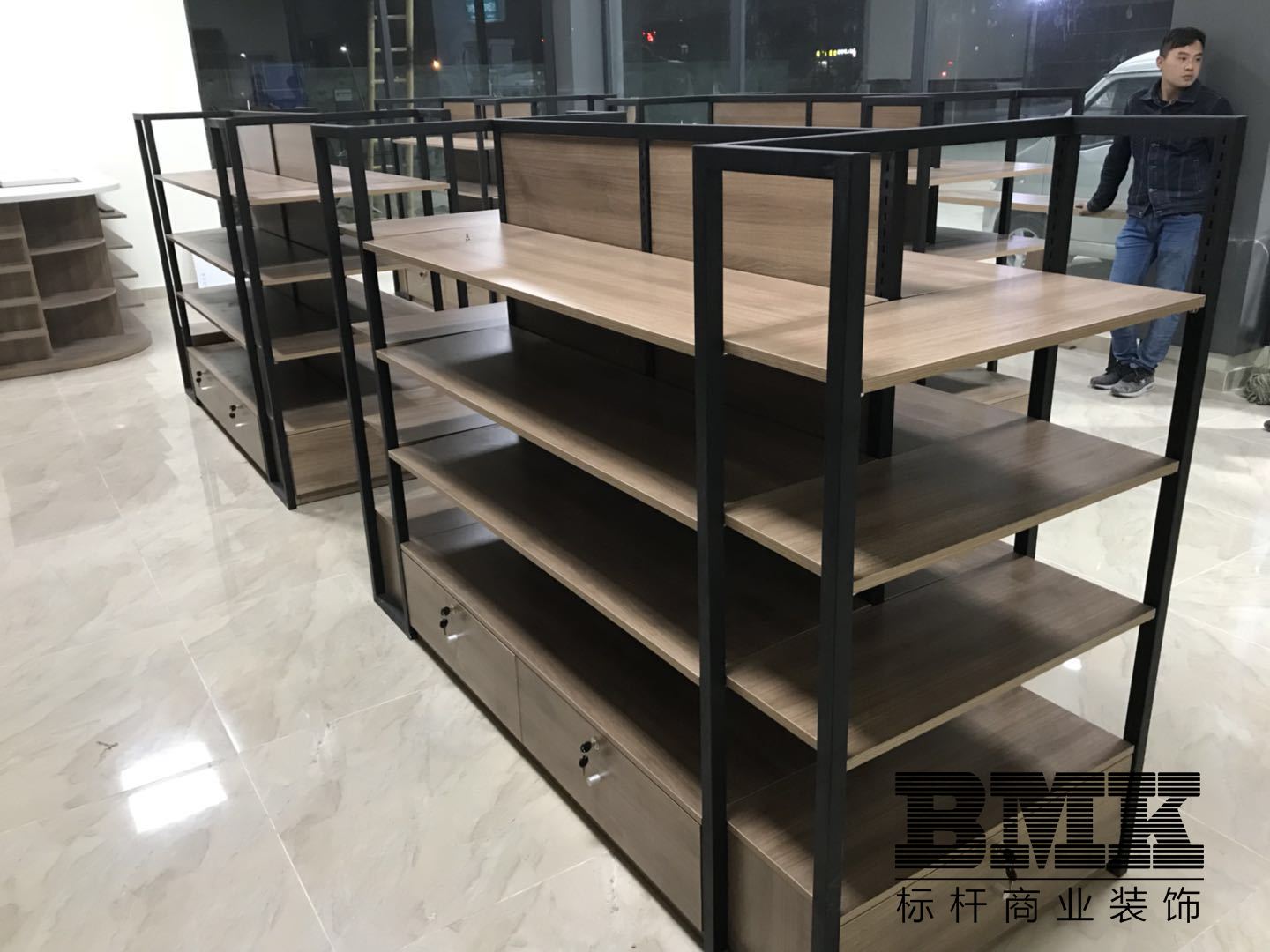 南京展柜_南京展柜厂_南京货架定制_南京标杆