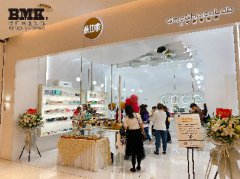 南京化妆品展柜专业加工厂家找南京标杆展柜